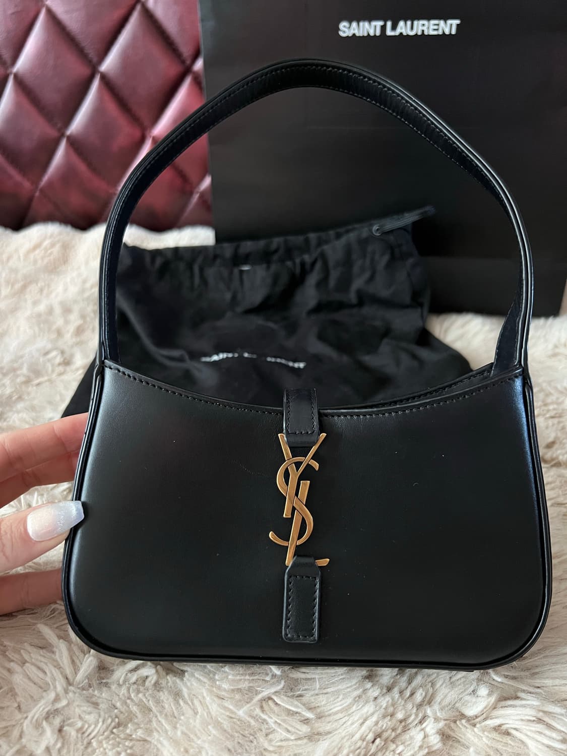 생로랑 미니 호보백 블랙 상품이미지2