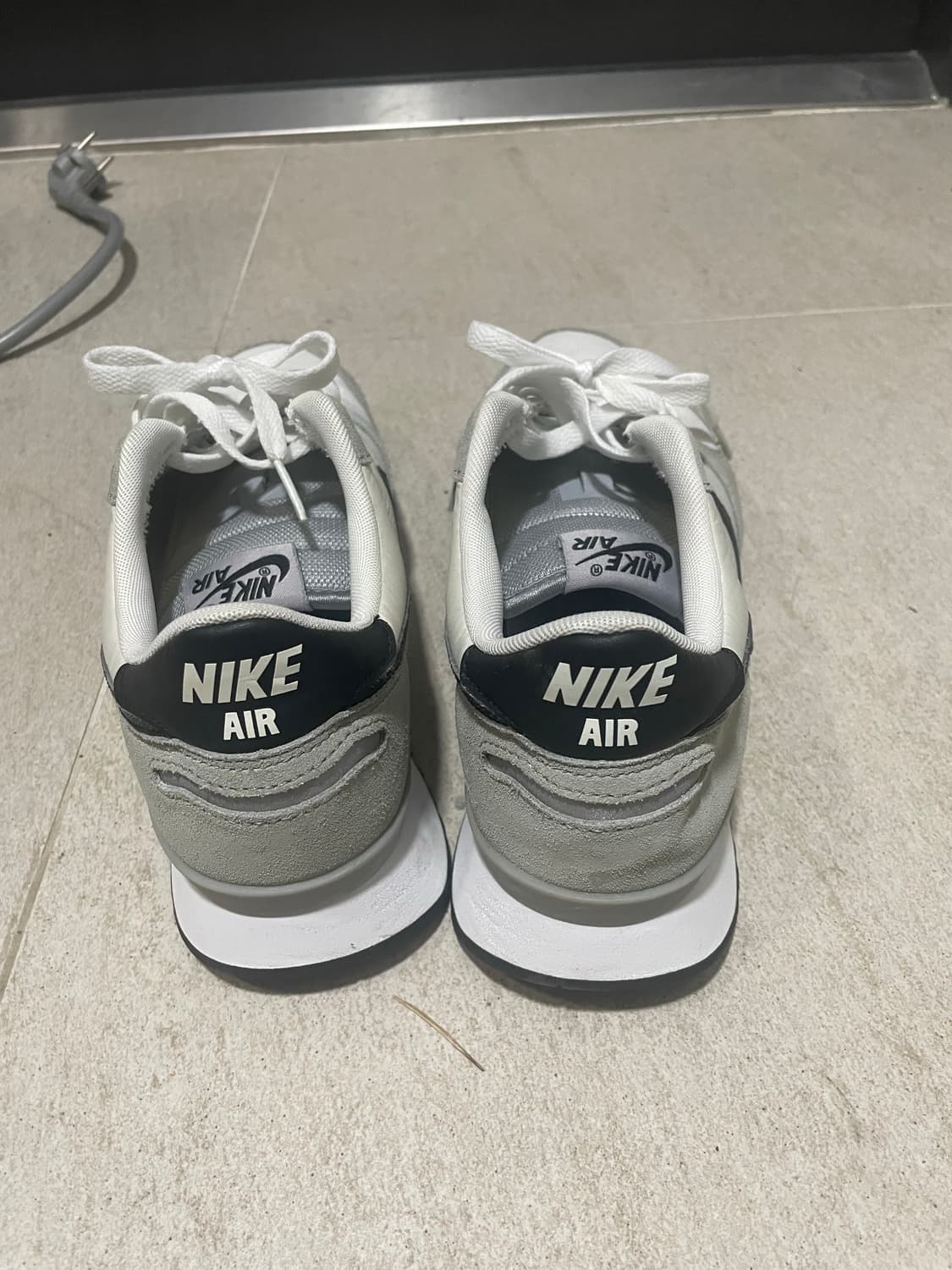 나이키 에어볼텍스 황금사이즈 260입니다 상품이미지4