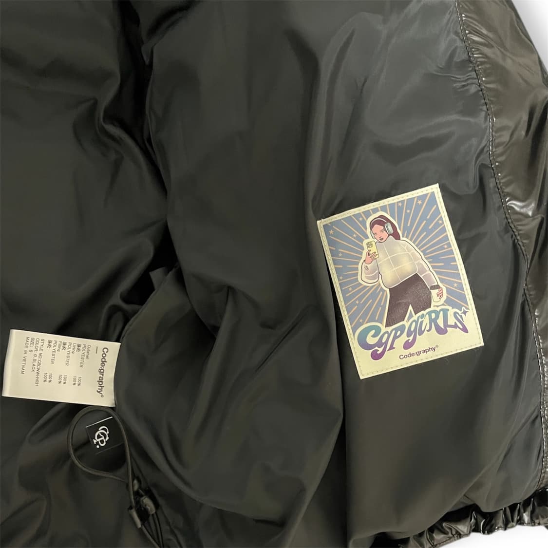 Codegraphy 유광 숏 패딩 점퍼 상품이미지3