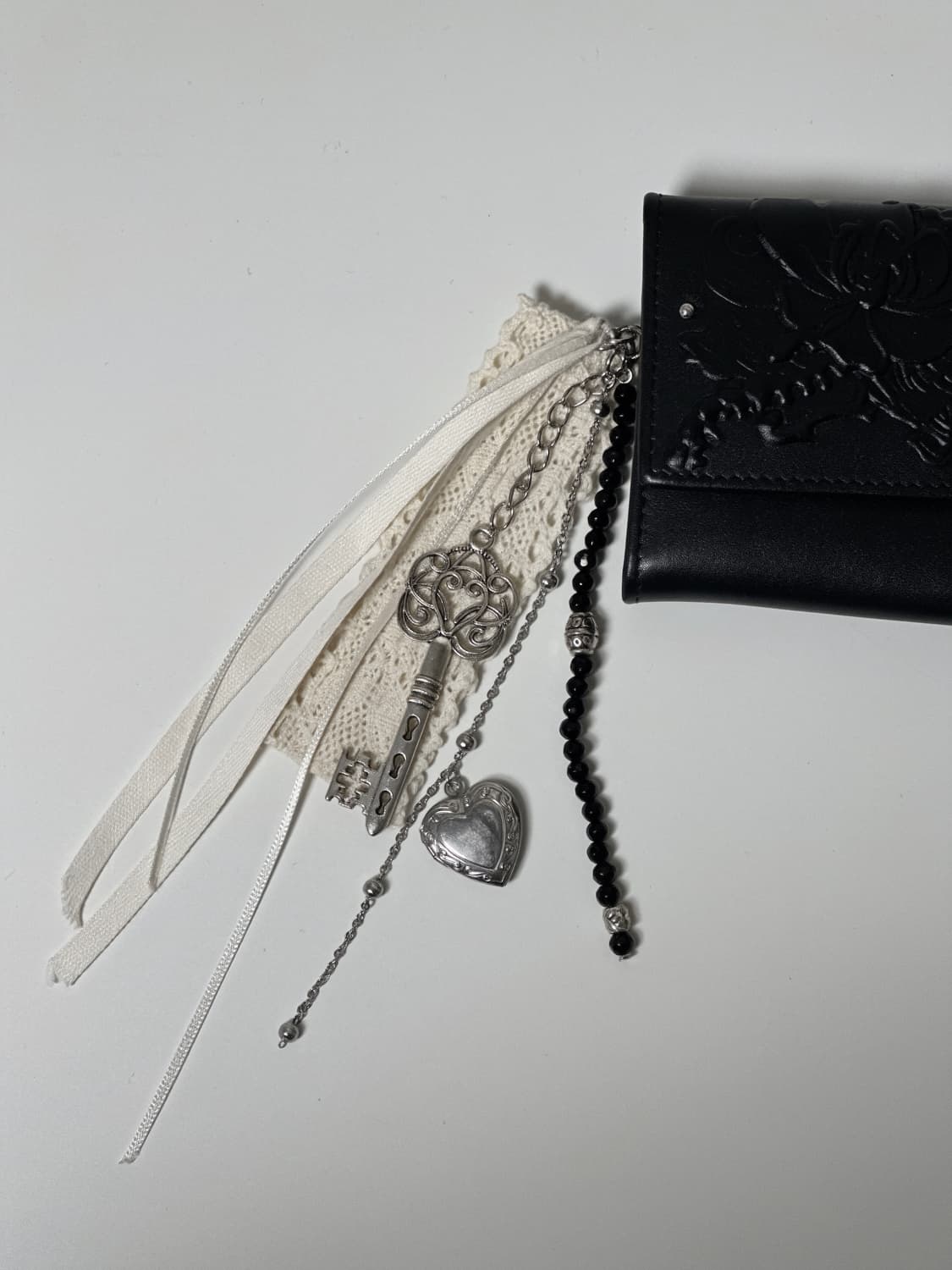 러프넥 Obsidia Keyring Wallet Black 상품이미지3