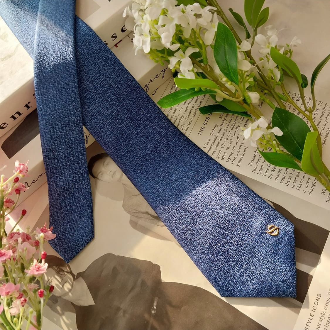 에스 티 듀퐁 실크 블루 솔리드 넥타이 8.1cm A+등급 K1717
 상품이미지2