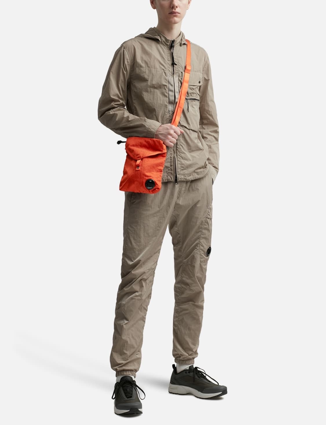 C.P. COMPANY Nylon B Garment Dyed crossb 상품이미지7