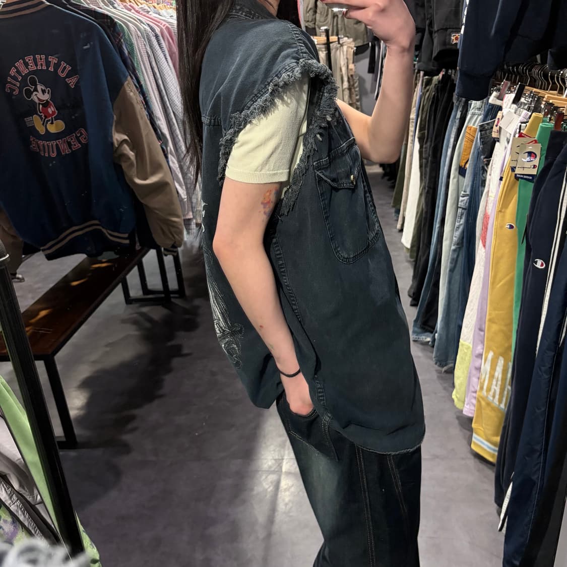  [IM] vtg 스컬 윙 프린팅 컷오프 데님 베스트 네이비 상품이미지7