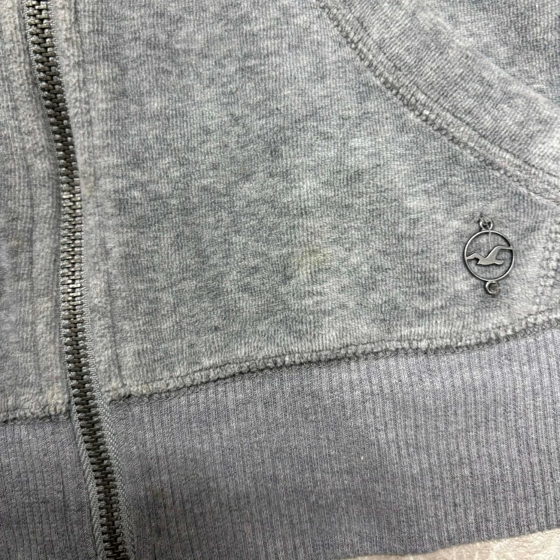 홀리스터 y2k 여리핏 벨루어 벨벳 후드집업 희귀져지(S) 상품이미지9