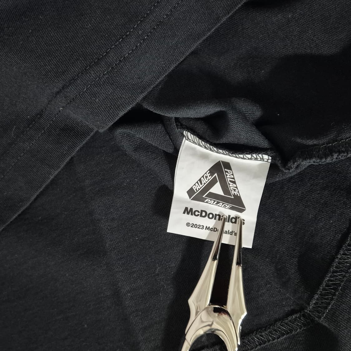 팔라스 X 맥도날드 콜라보 티셔츠 XXL사이즈 상품이미지5