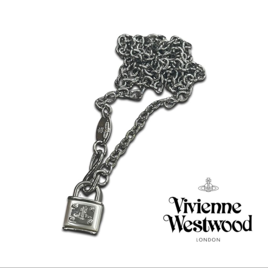 비비안웨스트우드 아카이브 화이트 펄 자물쇠 orb 팬던트 목걸이 상품이미지4