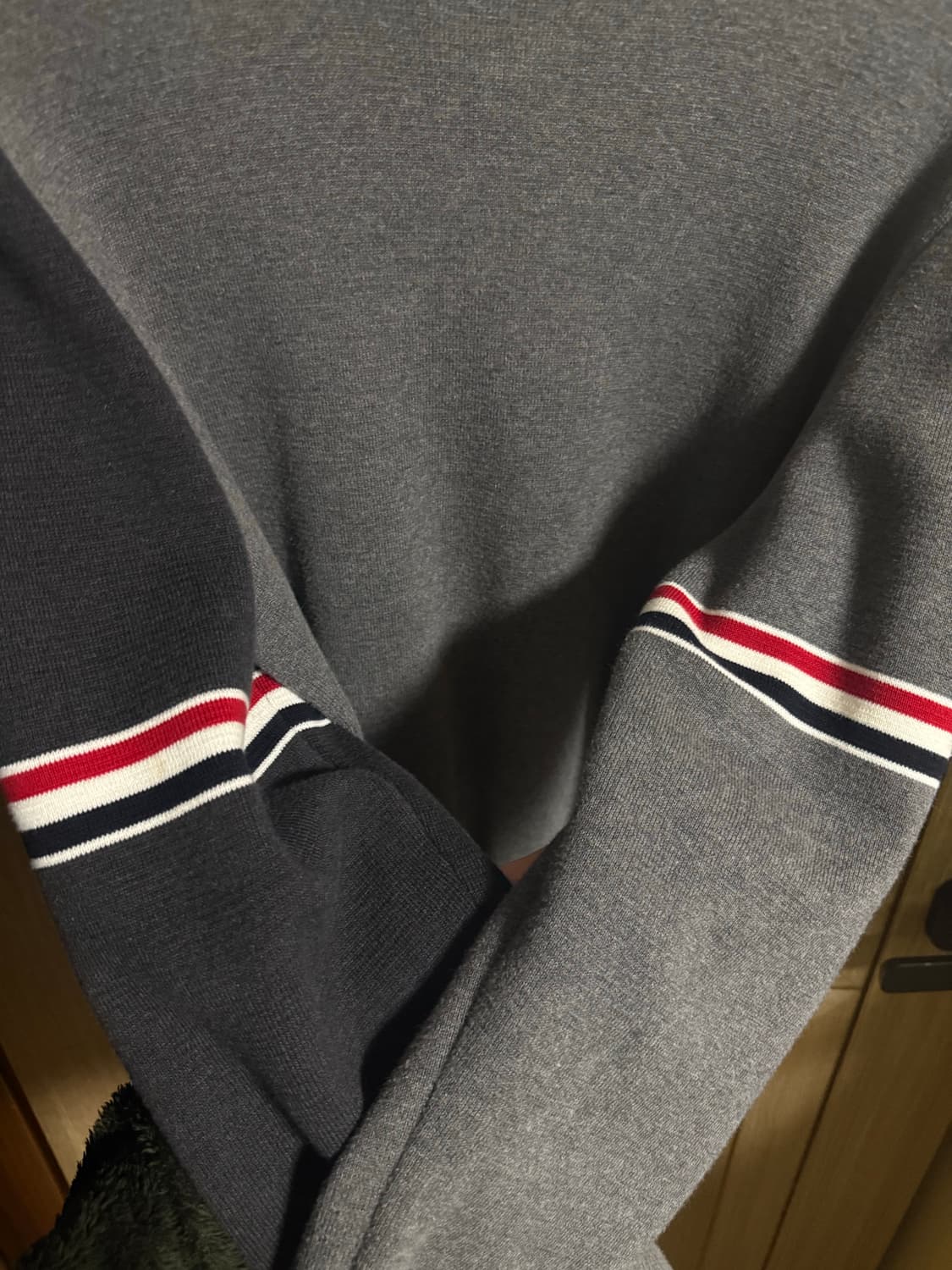 톰브라운 밀라노스티치 암밴드 펀믹스 니트 4 상품이미지4