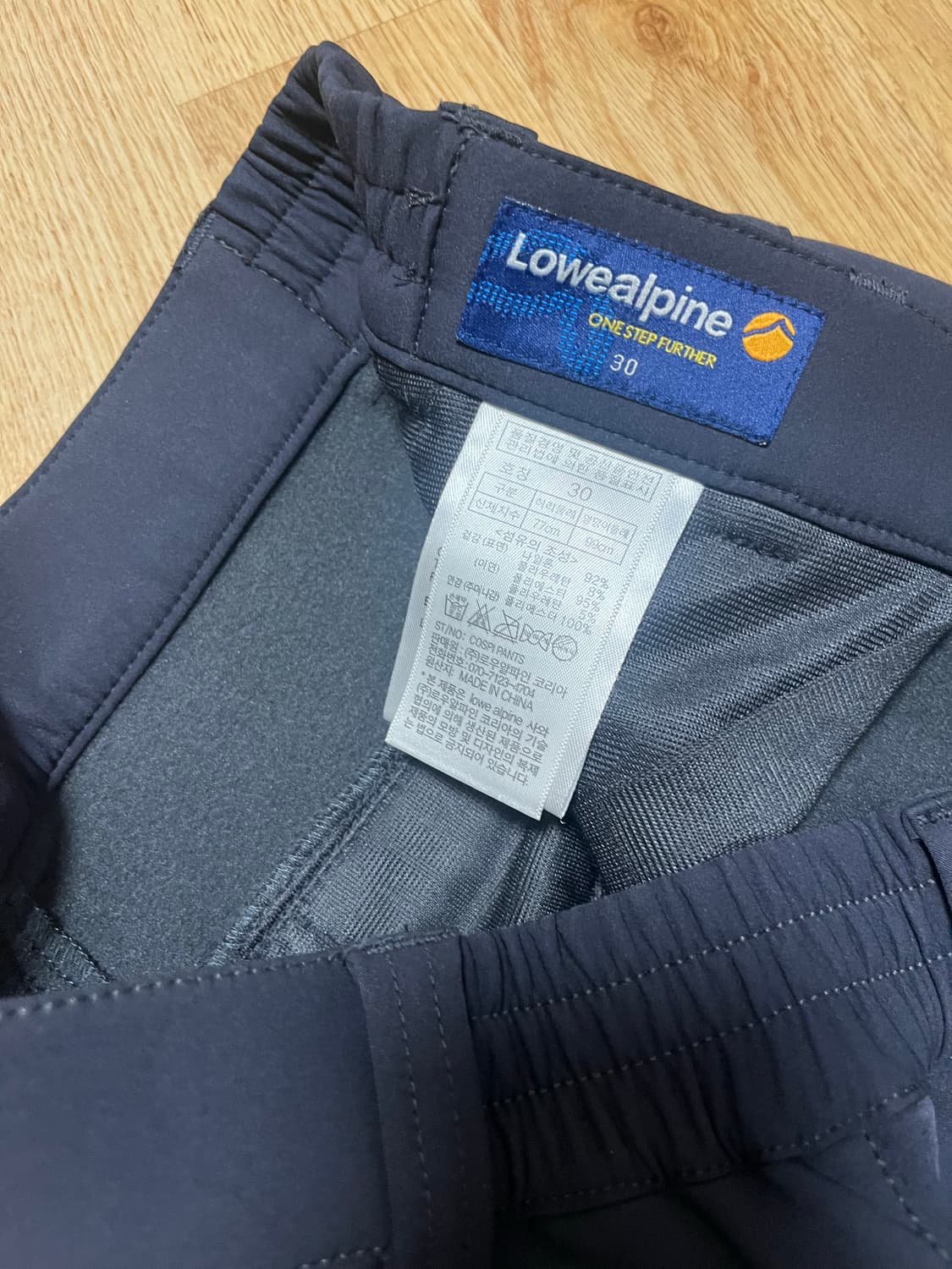 로우알파인 네이비 기모 등산바지 상품이미지3