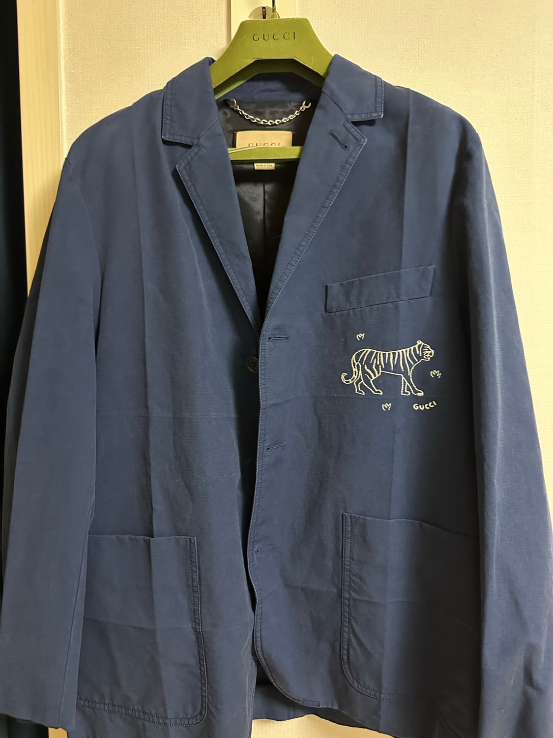 [정품] 구찌 타이거 엠브로이더리 코튼 재킷 46사이즈 상품이미지1