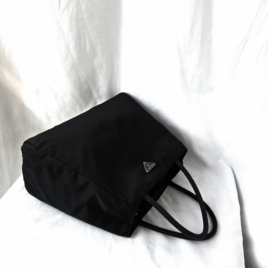 [정품 PRADA] 프라다 포코노 나일론 여성 토트백 상품이미지2