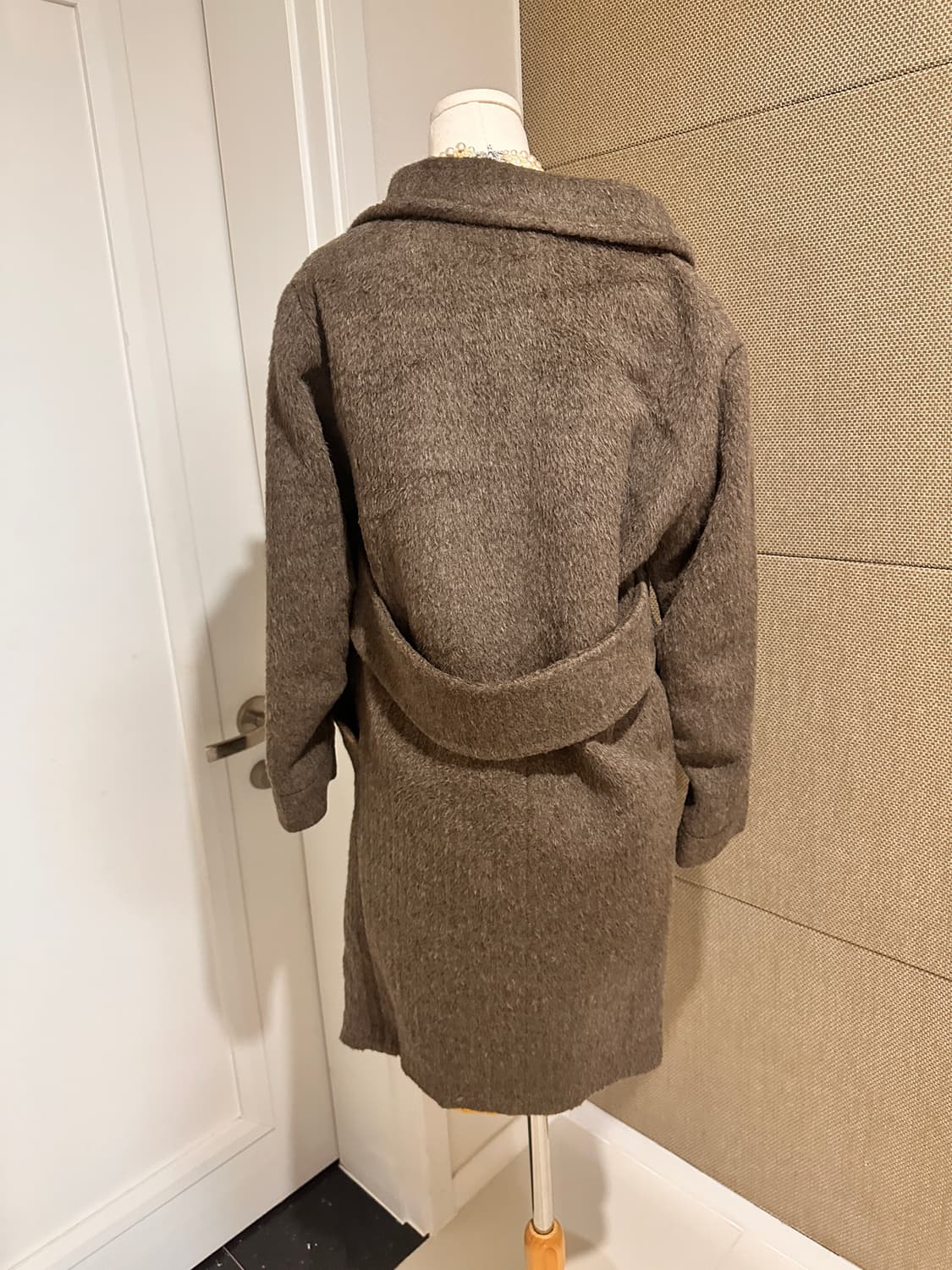 비비안웨스트우드 수리 알파카 캐시미어 orb 코트 상품이미지2