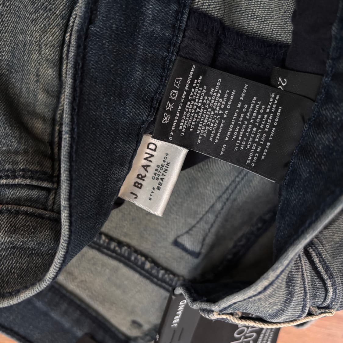 새제품 J 브랜드 지퍼 스키니진 25 슬림 데님 미국 수입 정품 상품이미지6
