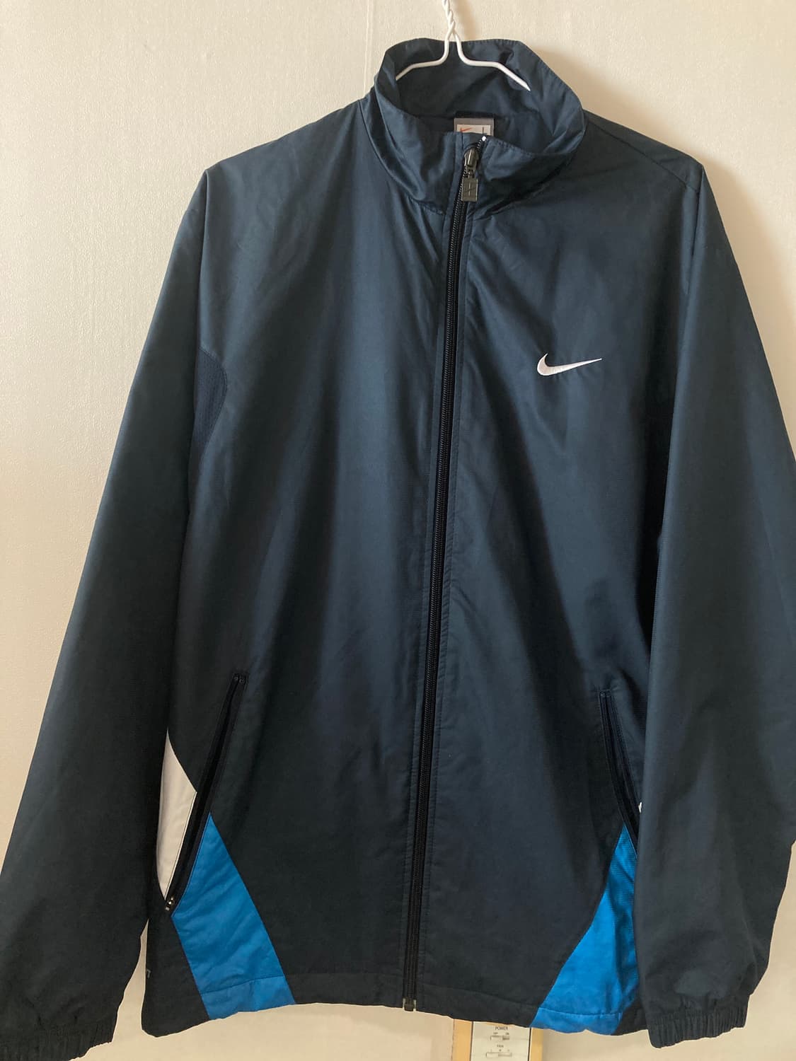 나이키 바람막이 L 100 상품이미지1