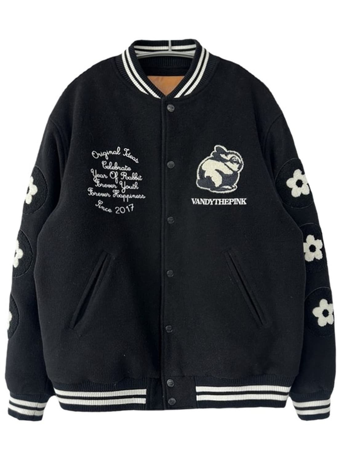 [M] VANDY THE PINK 이어오브더레빗 블랙 바시티자켓 상품이미지1