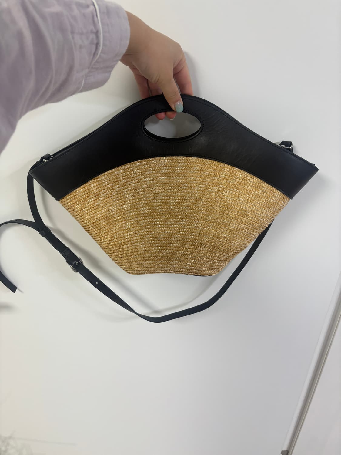 Cos 라탄 숄더백 상품이미지3