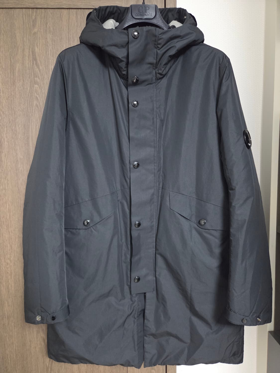 CP컴퍼니 마이크로M 렌즈 다운 패딩 점퍼 상품이미지1