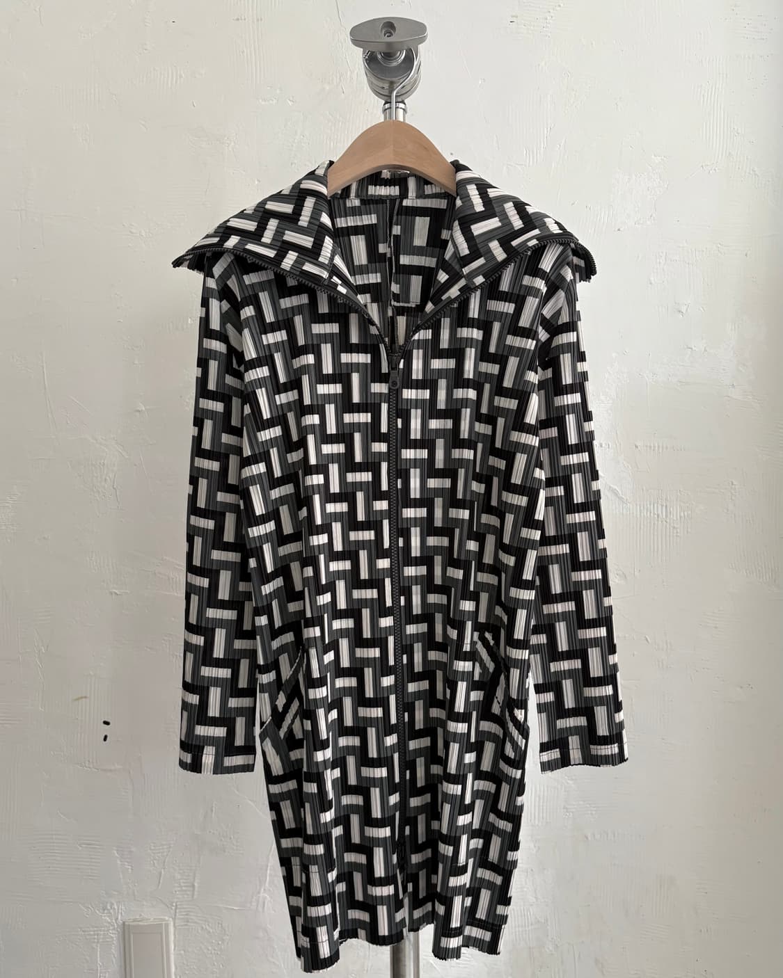 Pleats Please 플리츠플리즈 패턴 롱 투웨이 플리츠 가디건 상품이미지6