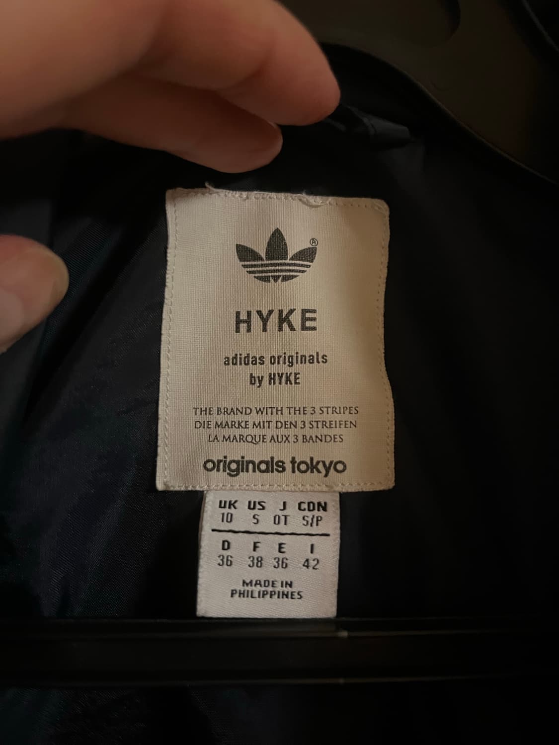 Adidas X Hyke 바람막이점퍼 상품이미지5