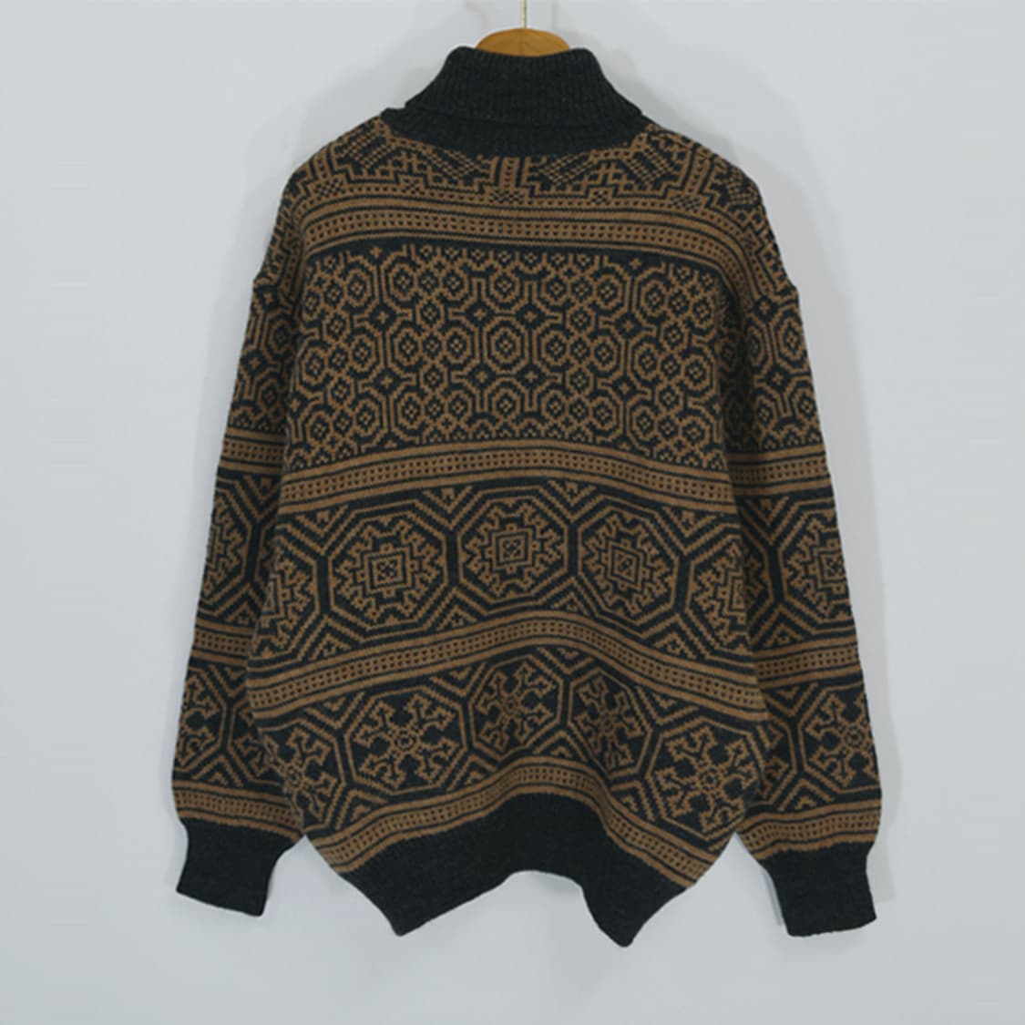 BOSS HUGO BOSS 울폴라넥니트 상품이미지2