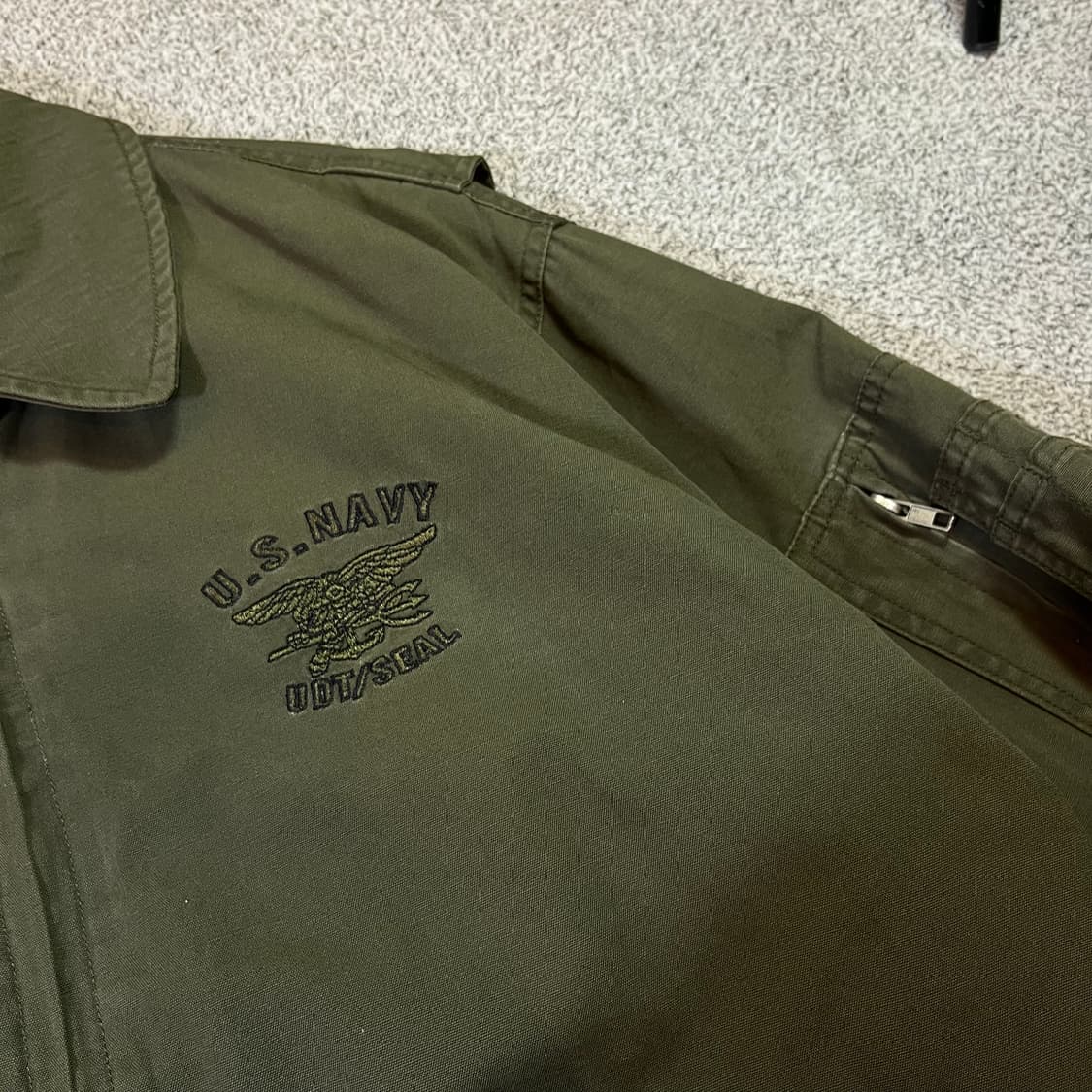 OLD CROW USA 네이비 빅로고 블루종  상품이미지4