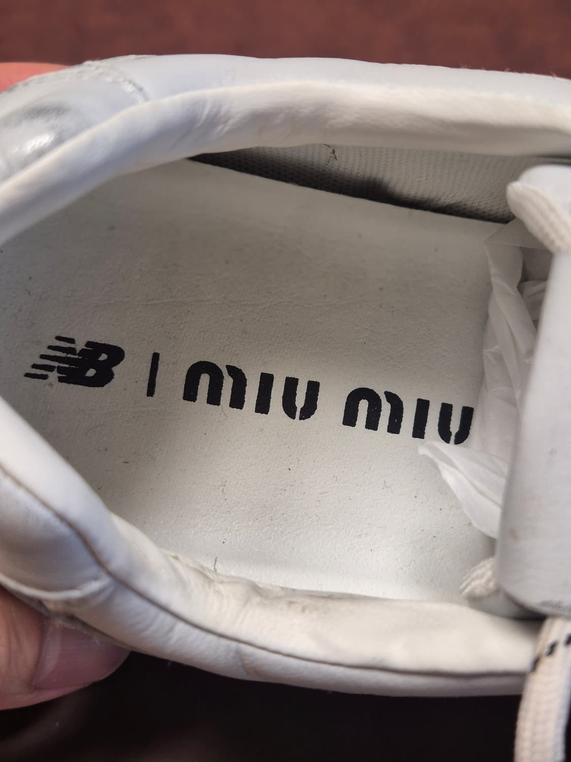 240-245 (38) 미우미우 X 뉴발란스 콜라보  상품이미지8
