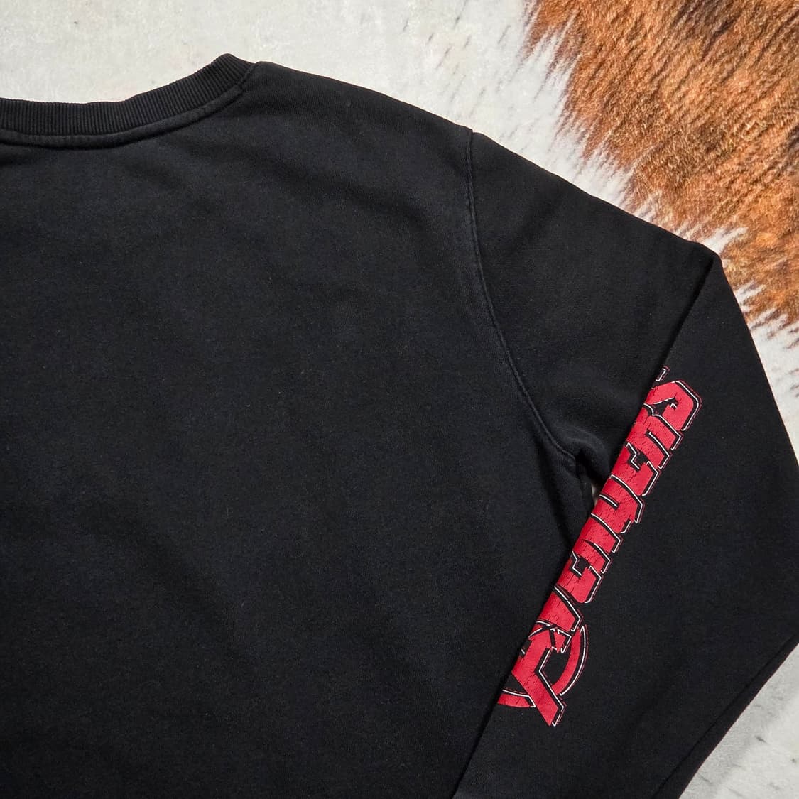 마블 아이언맨 블랙 맨투맨 상품이미지5