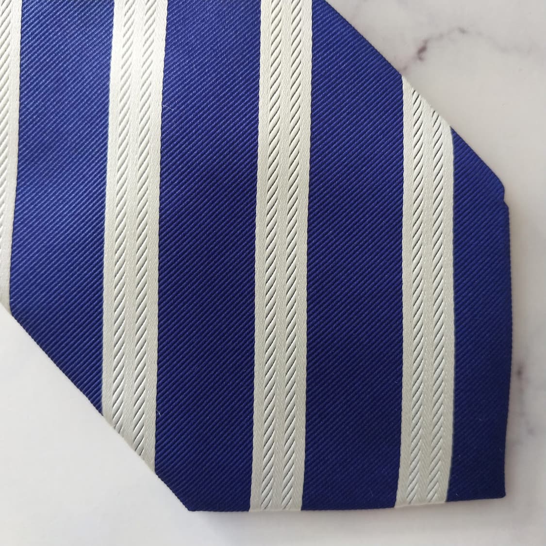 닥스 실크 스트라이프 넥타이 8.3cm A+등급 K2084
 상품이미지10