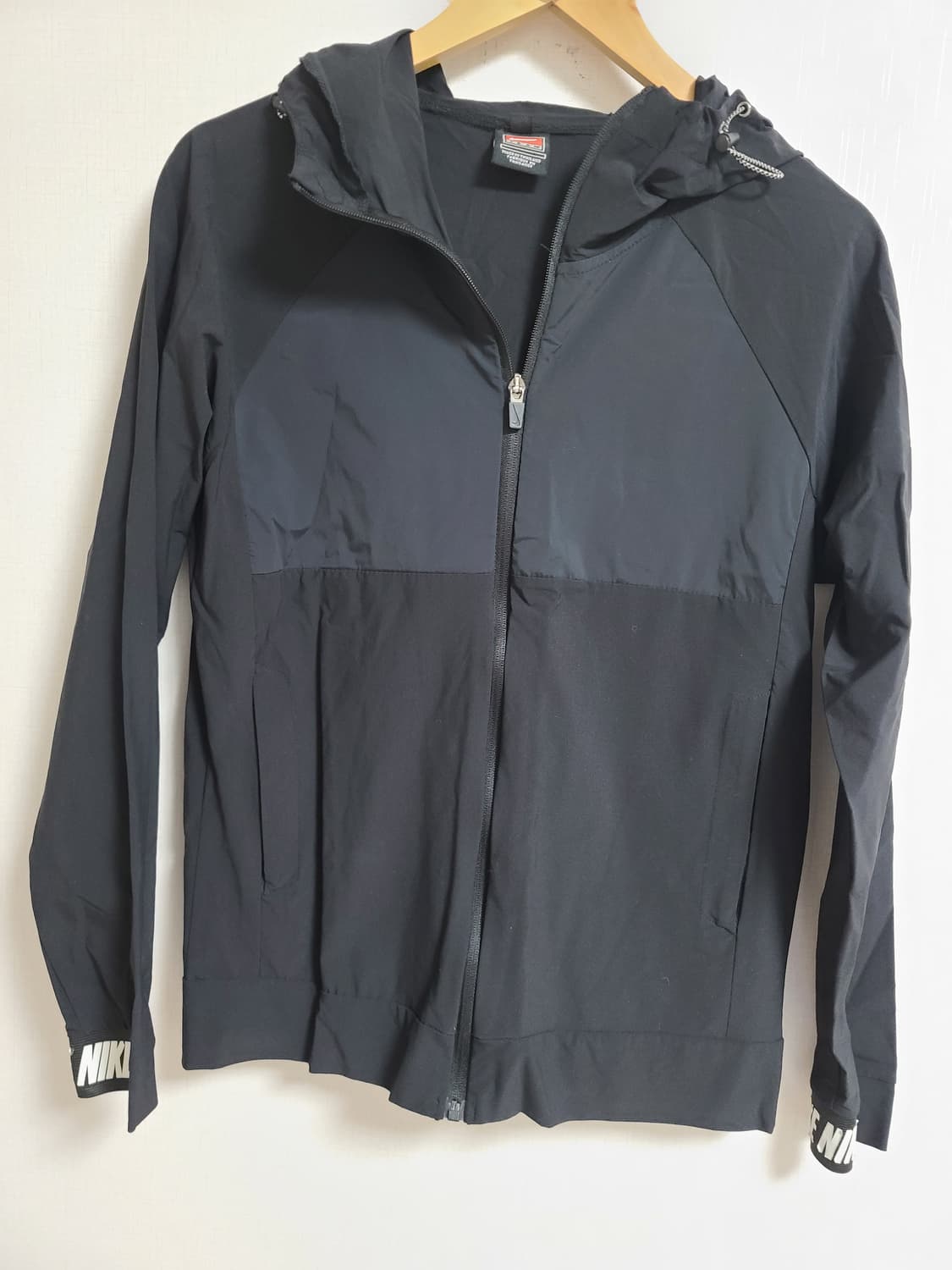 나이키 여성 후드 바람막이 블랙90 상품이미지6