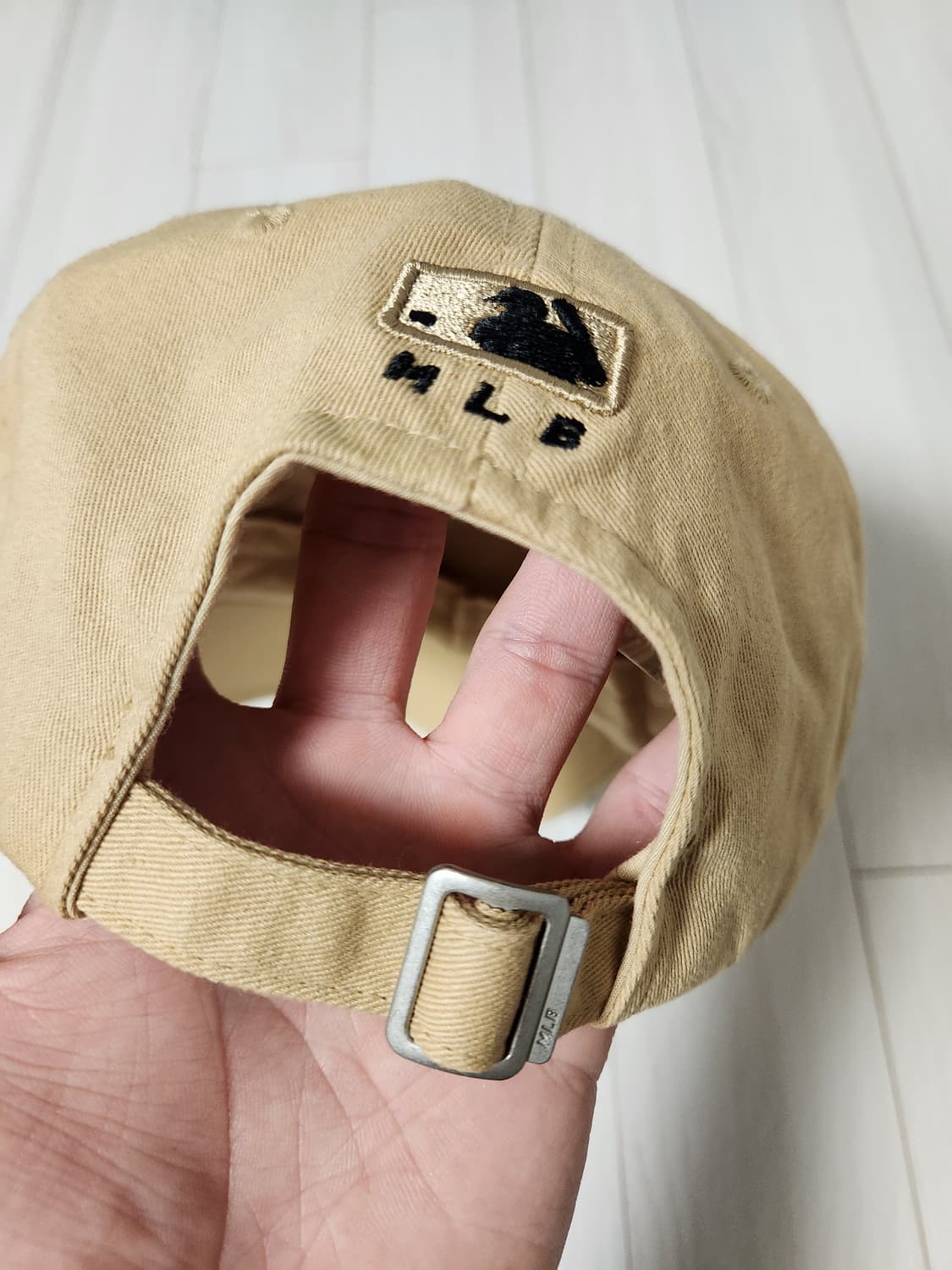 MLB 메가베어 볼캡 프리사이즈

오염 하자없이 깨끗해요^^

세탁해뒀어 상품이미지3