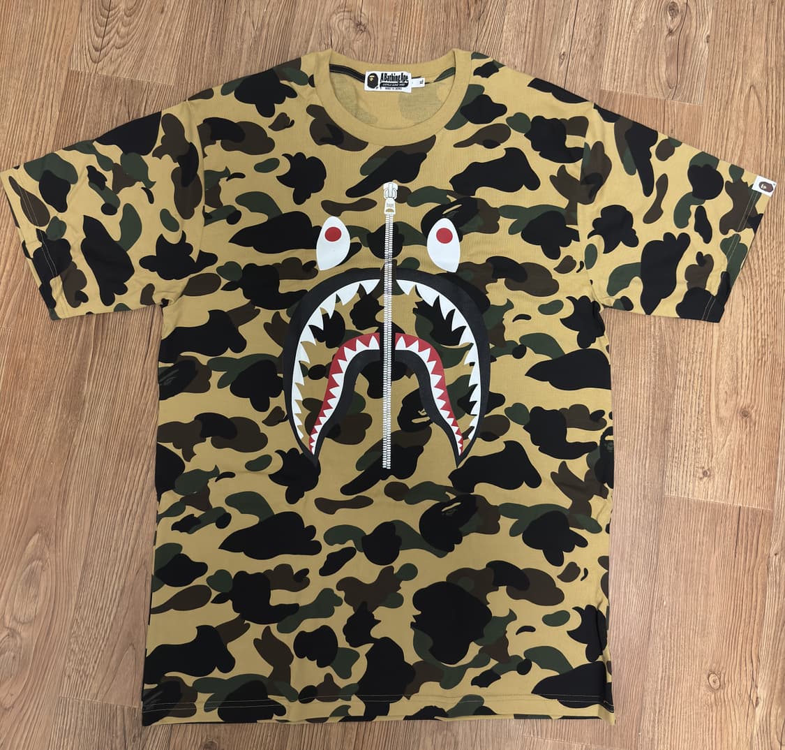 오늘만)베이프 황계 퍼스트 카모 샤크 반팔 티셔츠 XL 상품이미지1