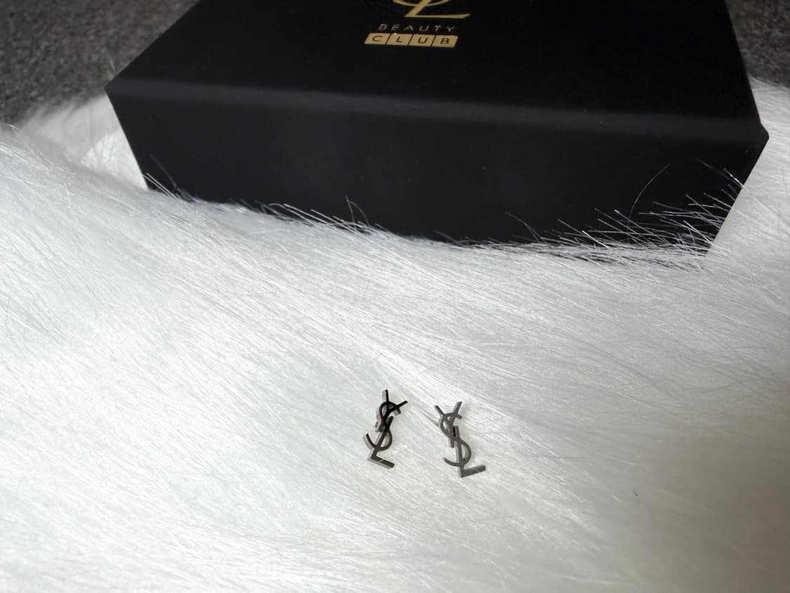 YSL 심플 미니 실버 이어링 상품이미지5