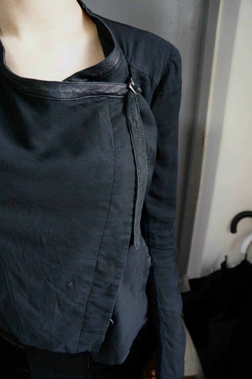 헬무트 랭 스트랩 넥 자켓 상품이미지2