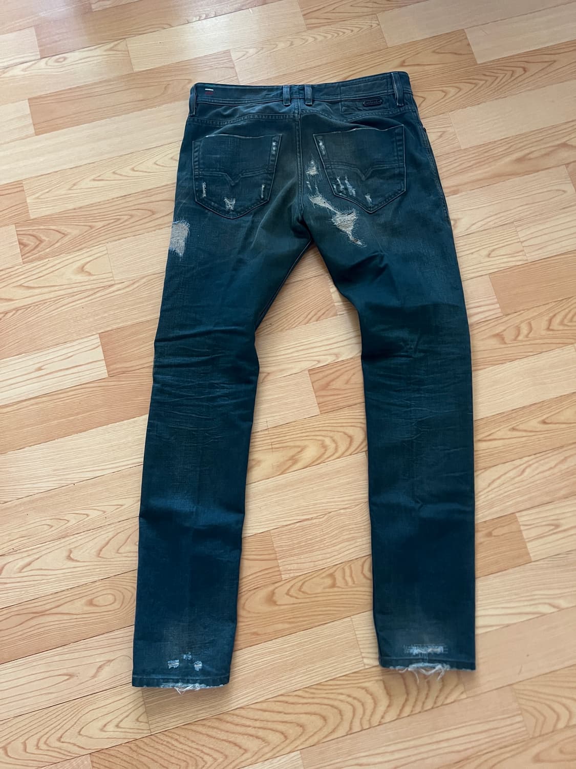 디젤 테파 슬림 캐럿 디스트로이드 진 상품이미지2