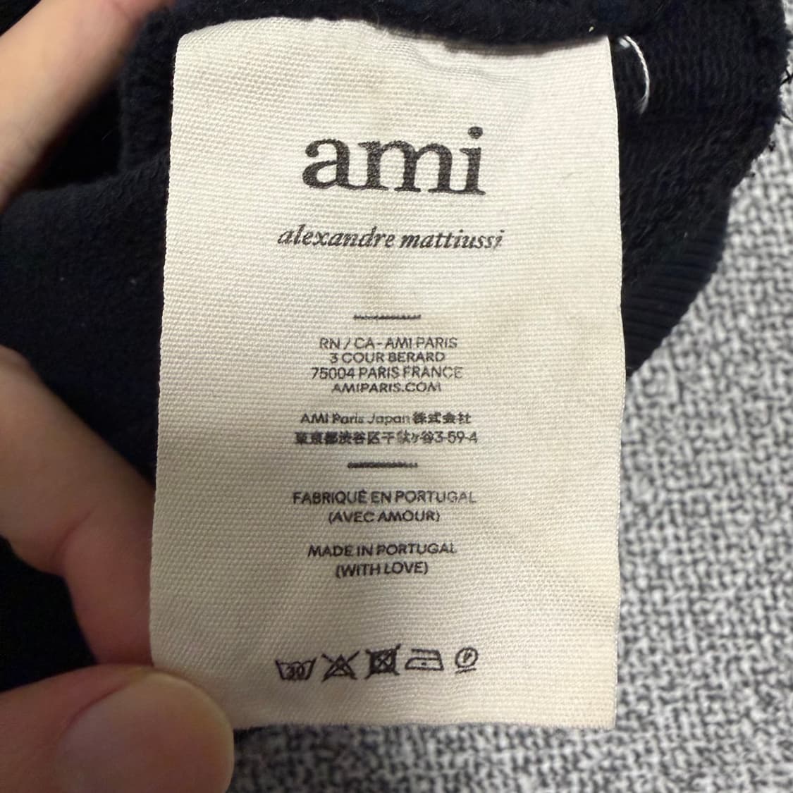 아미 스몰로고 맨투맨 블랙 XL 상품이미지7