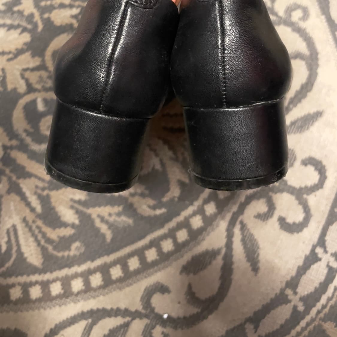 쿠에른 (우먼) 펌프스 블랙 구두   상품이미지6