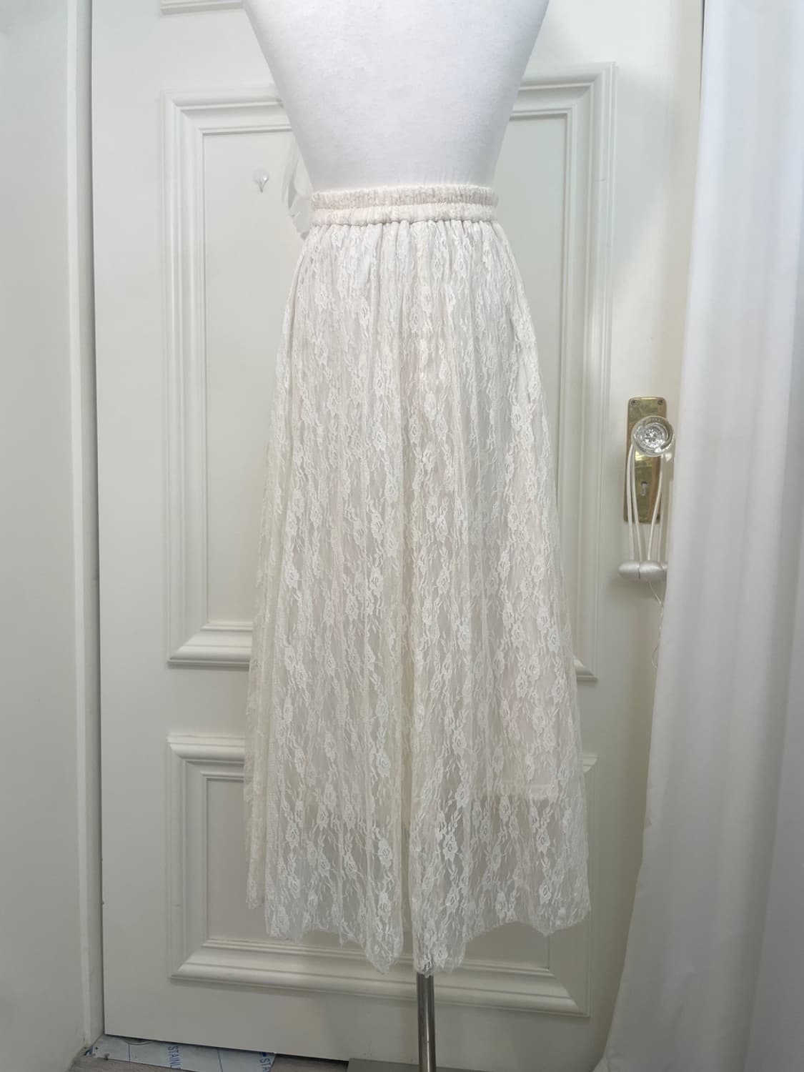 ivory lace pleats banding long skirt 상품이미지4