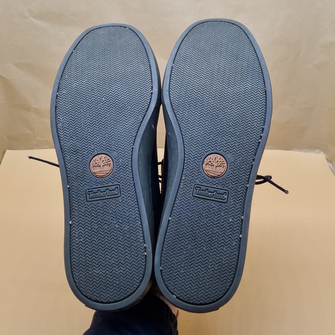 팀버랜드 남성스니커즈. 실사이즈265 상품이미지3