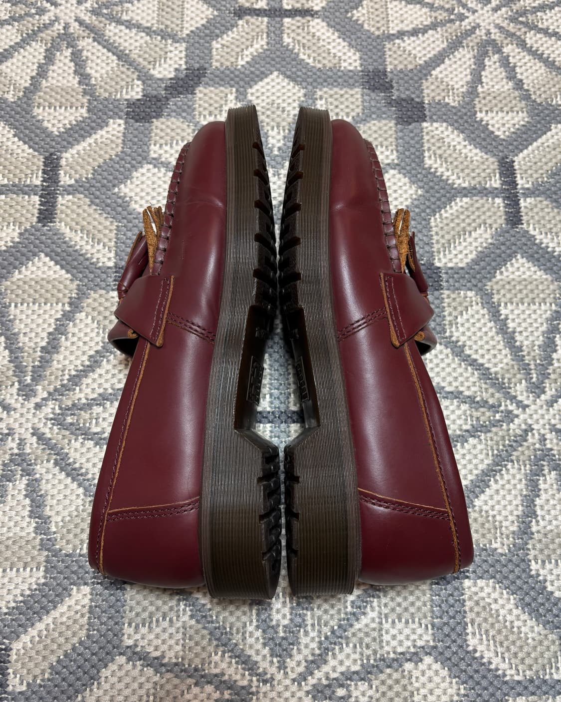 (260) 닥터마틴 리로이 테슬 로퍼 체리 레드 상품이미지5