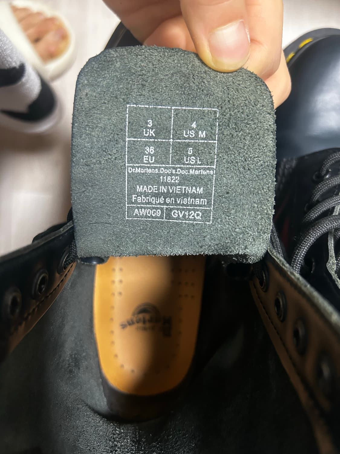 닥터마틴 1460 8홀 상품이미지10