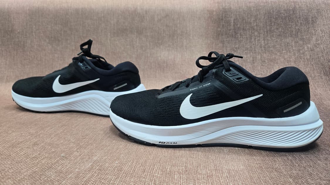 나이키 260mm- 에어 줌 스트럭처 24 운동화  상품이미지4