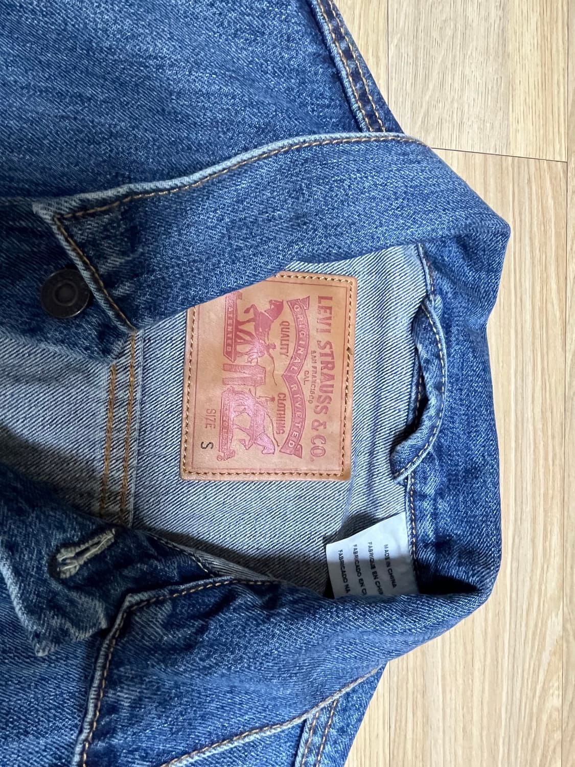 리바이스 프리미엄 데님 트러커 자켓 상품이미지4