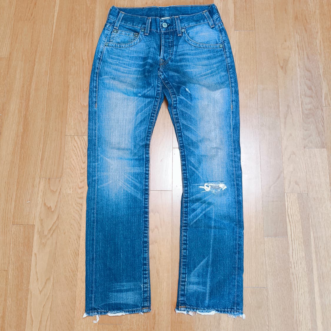 [31, Made in USA] 트루릴리전 지퍼 포켓 진 상품이미지3