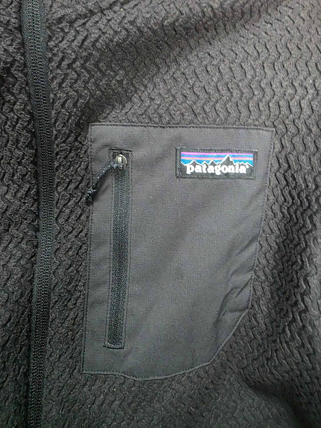파타고니아 R1 에어 풀집 후디  블랙 [L] 상품이미지7