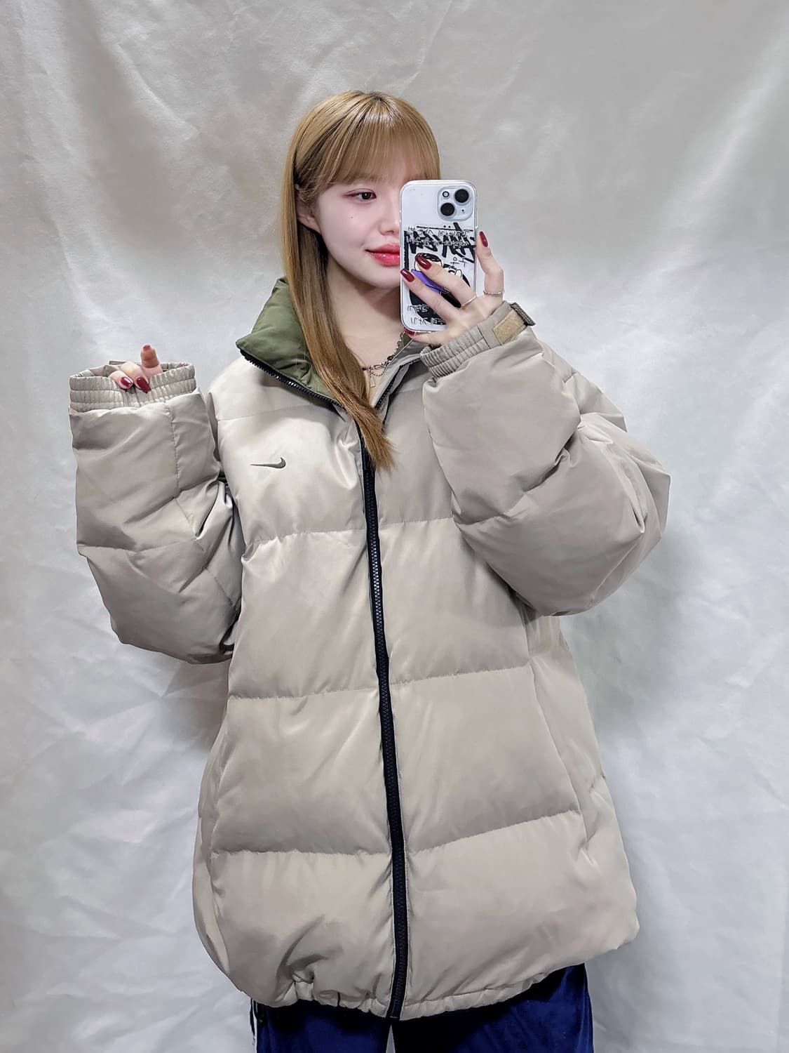 나이키 00‘s 그린 스우시 베이지 다운 숏패딩  상품이미지2