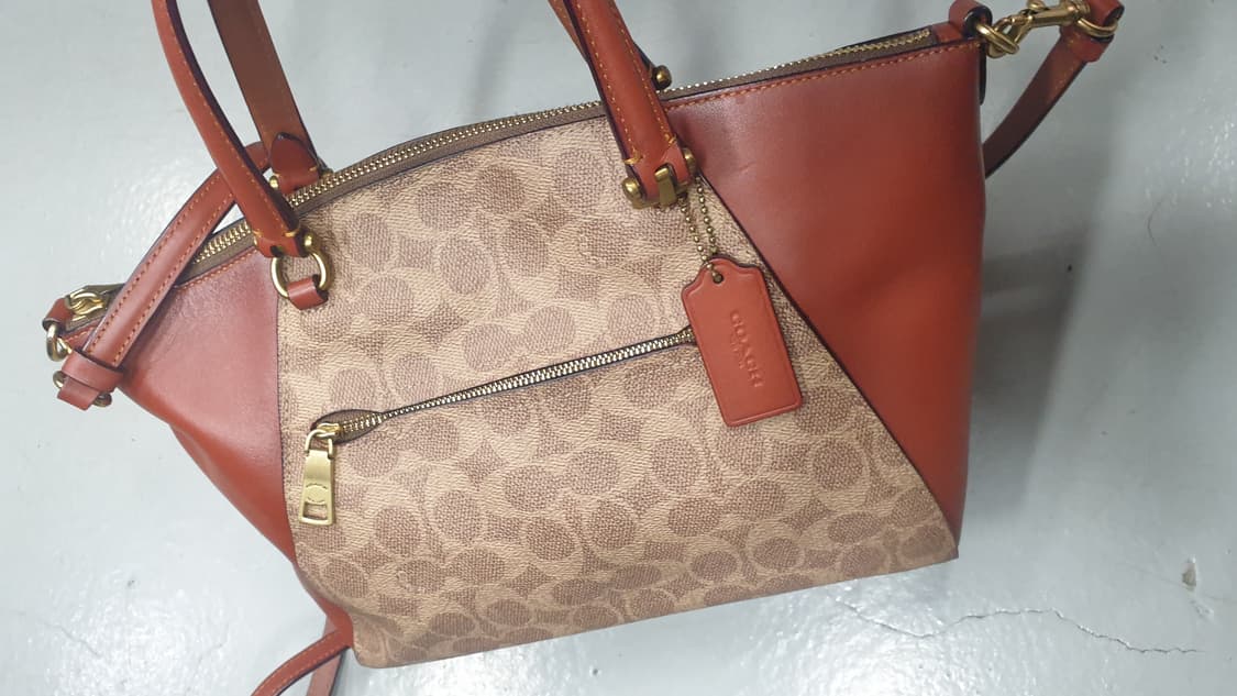 코치 시그니처 투웨이백 브라운 상품이미지6