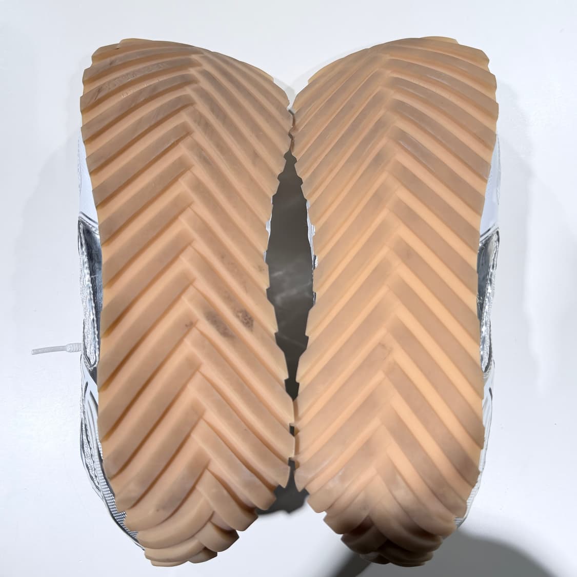 (A/44) / 보테가베네타 오르빗 메탈릭 스니커즈 실버 화이트 상품이미지7