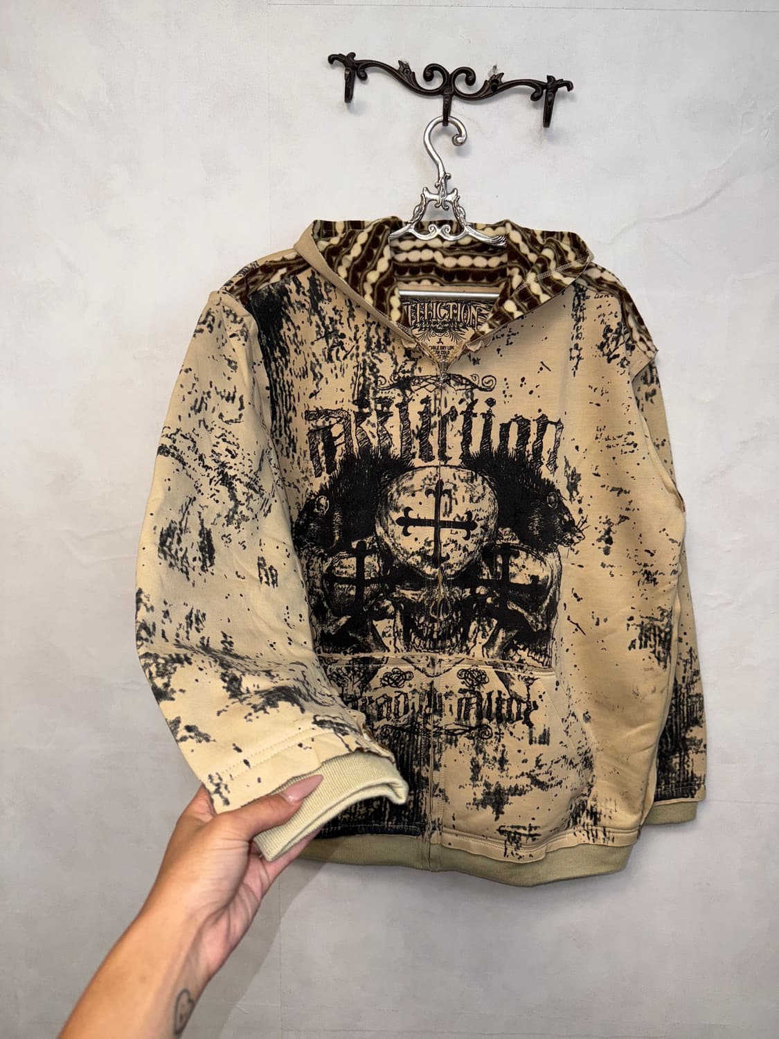 Affliction beige goth punk graphic 후드집업 상품이미지2