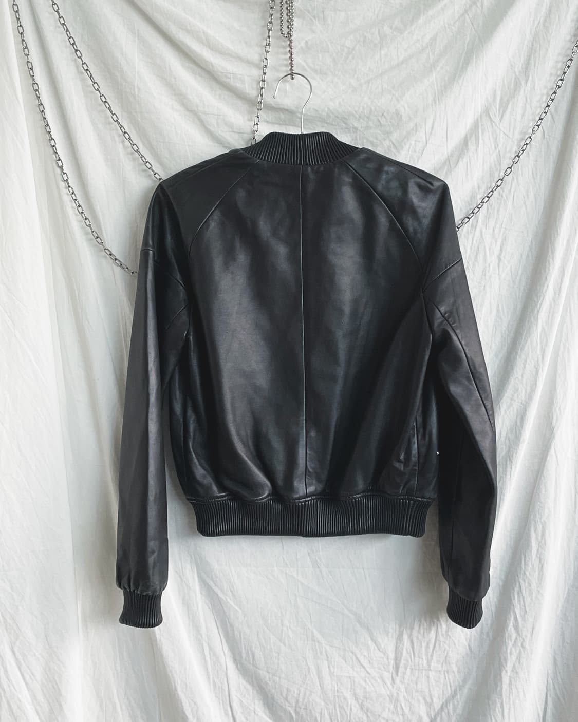 surface to air 레더 크롭 봄버 상품이미지9