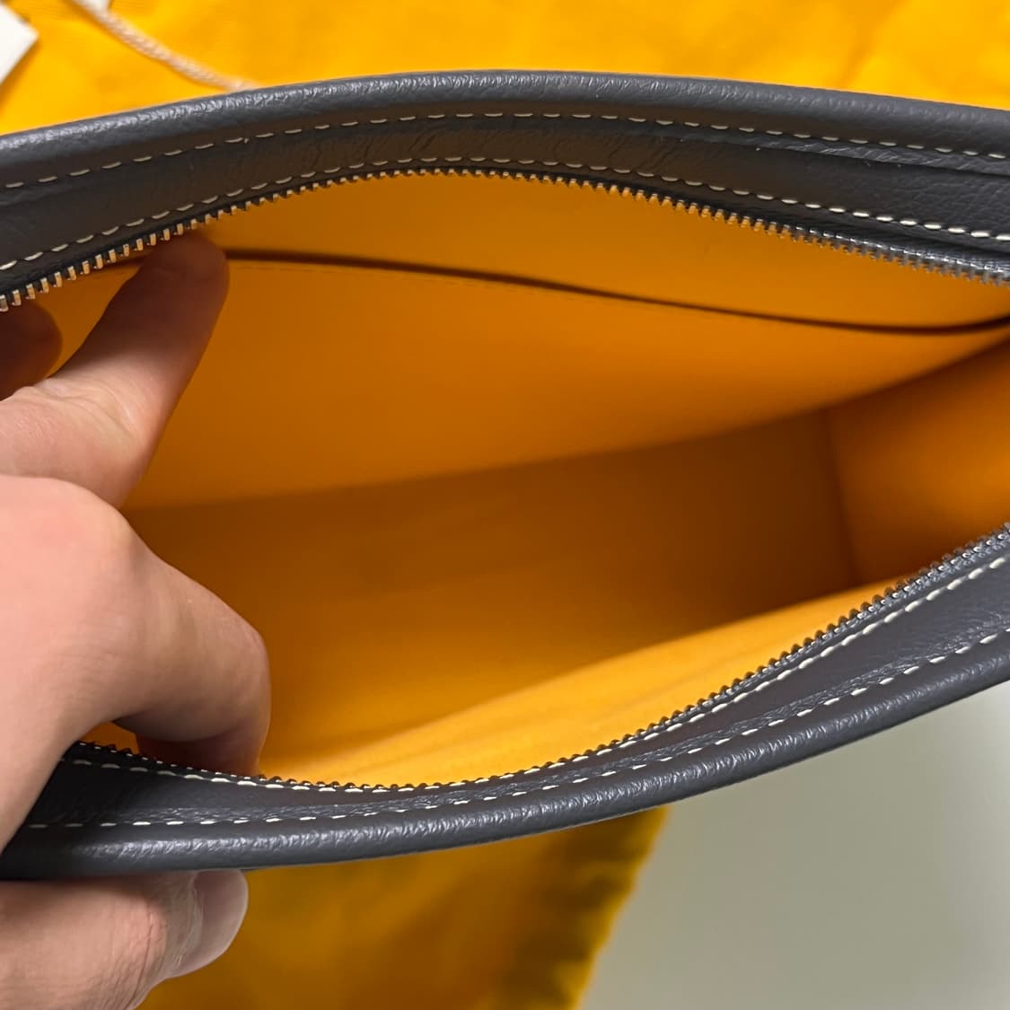 [정품] 새상품급 / MM 고야드 쥬방스 토일렛백 그레이 상품이미지9