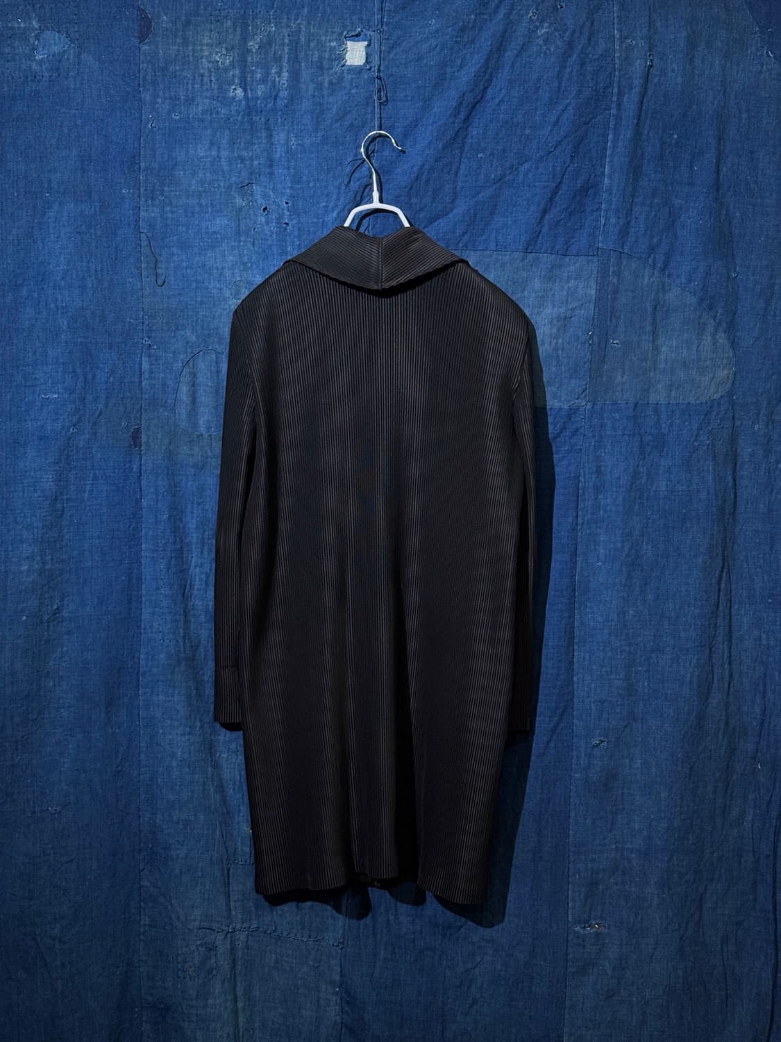 55 ) ISSEY MIYAKE Triacetate Pleats Coat 상품이미지8